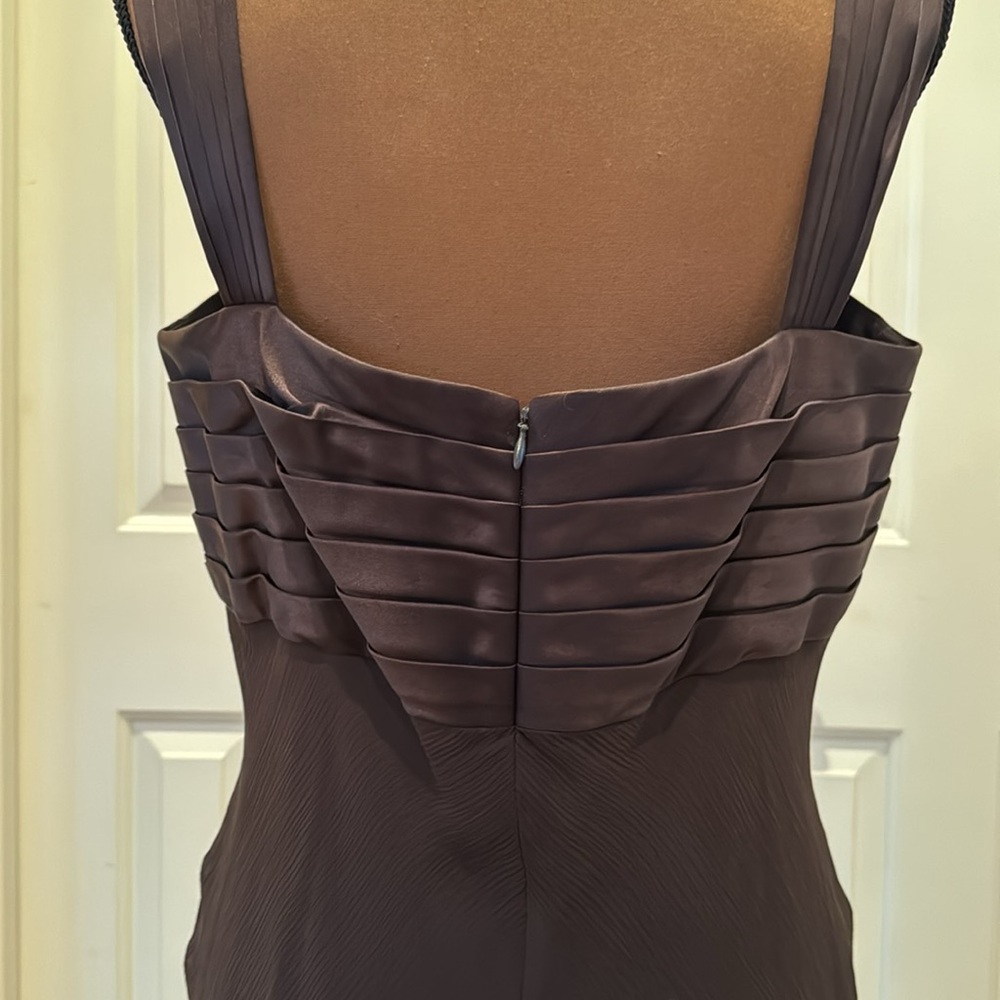 Talbots woman’s silk dress. Size 16 - Picture 4 of 12